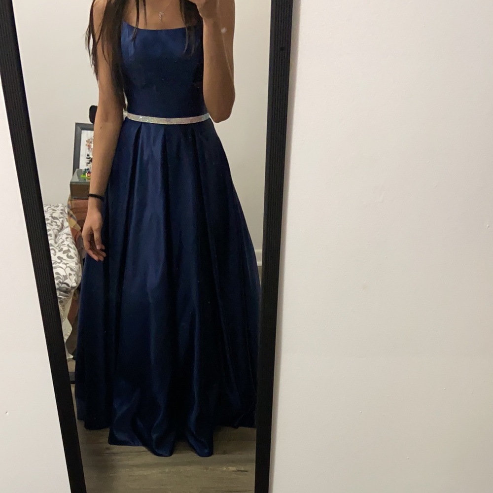 Dress gown